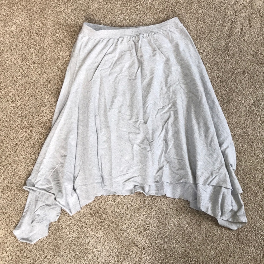 Grey skirt